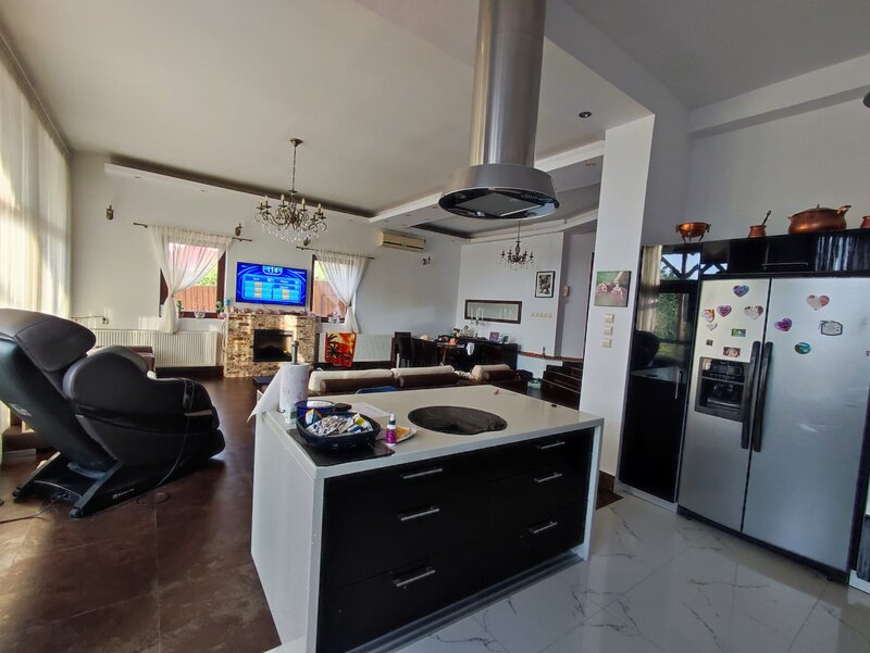 Balotesti, vanzare casa/ vila