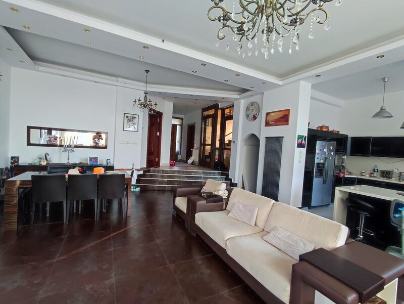 Balotesti, vanzare casa/ vila