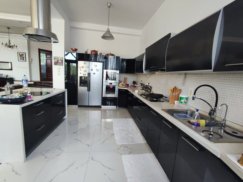 Balotesti, vanzare casa/ vila